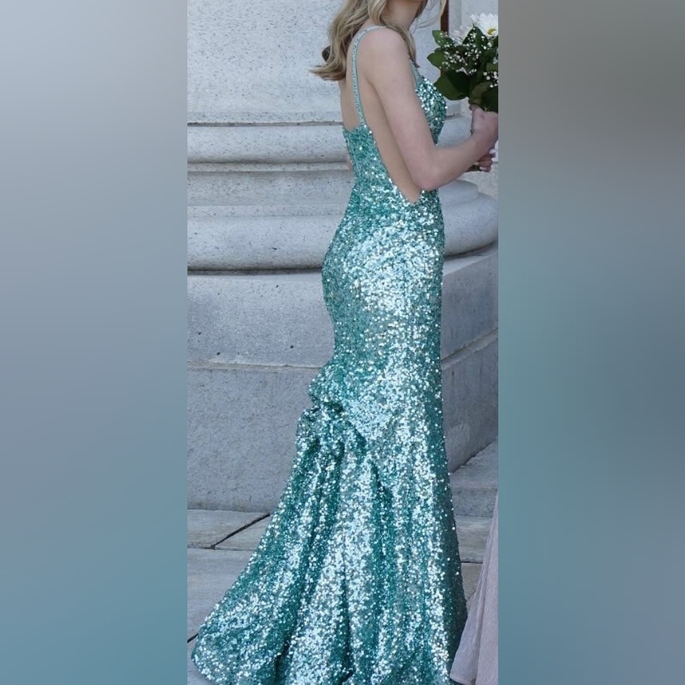 2 Cute sparkly aqua prom dress